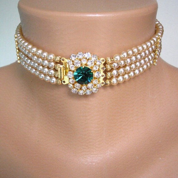 Vintage Pearl Choker With Emerald Rhinestone Clasp,  Pearl Bridal Choker, Indian Bridal Choker, Bridal Jewelry, Deco Wedding, Princess Diana
