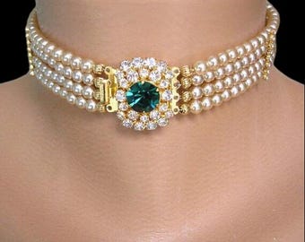 Vintage Pearl Choker, Emerald Rhinestone Clasp, Bridal Jewelry