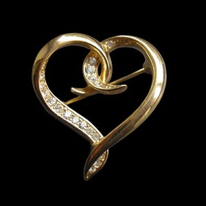 ATTWOOD & SAWYER Gold Plated Heart Brooch Signed, Attwood And Sawyer Brooches, Attwood And Sawyer Jewellery, Vintage Costume Jewellery