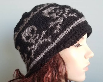 Knit hat with skulls/ Unisex hat / hand knitted skull cap with Skull Cross Bone newsboy