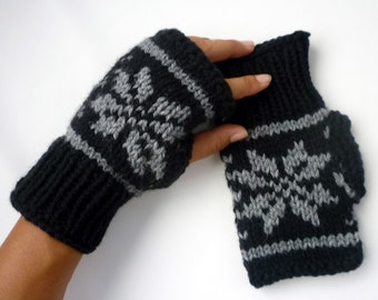 Hand Knitted Wrist warmer- Fingerless mittens-Fingerless Gloves with snowflakes size S-M