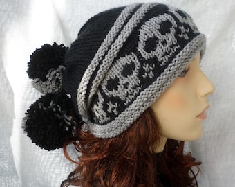 Pom-pom slouchy hat with skulls in black and gray