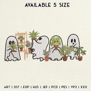 Könnte beinhalten: Ein Stickdesign mit vier Geisterfiguren, die Topfpflanzen halten, mit einem hölzernen Pflanzenständer im Hintergrund. Der Text "AVAILABLE 5 SIZE" steht oben, und Stickdateiformate sind unten aufgeführt.