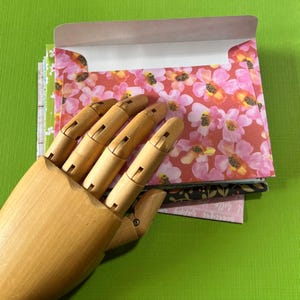 Handgefertigte Umschläge (A4) - 6,25" x 4,25" Snail Mail Mailing Stripes Polka Dots Blumen Nostalgische Einladungen Ankündigungen Blanko Weiße Karten