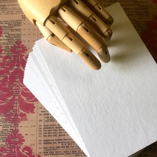 Oversize Postcards (24) . 5x7 Heavyweight White Chipboard Thick Blank Cards Heavy Duty Art Supplies Sturdy Headband Cards Product Displays