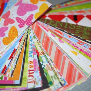 Scrapbook Paper Grab Bag - 100 Stück 2 ”x6” Junk Journaling Zubehör Kunsthandwerk Zufallssortiment Bunt Mix Papercraft Kartenherstellung