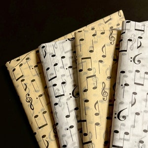 Papier d'emballage Notes de musique - 15 x 20 ou 20 x 30 feuilles Imprimé emballage cadeau Thème musical Fête d'anniversaire Papier kraft noir blanc