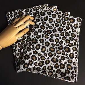 Papier de soie léopard - Amoureux des animaux or métallique et noir 15 x 20/20 x 30 emballage Emballage cadeau Fournitures de découpage Kitschy Chic