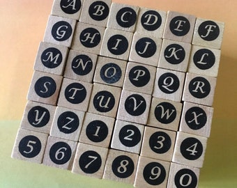 Juego de sellos de goma con el alfabeto: letras mayúsculas cursivas elegantes y números (36), letras montadas en madera, herramientas para hacer tarjetas, diario, impresión