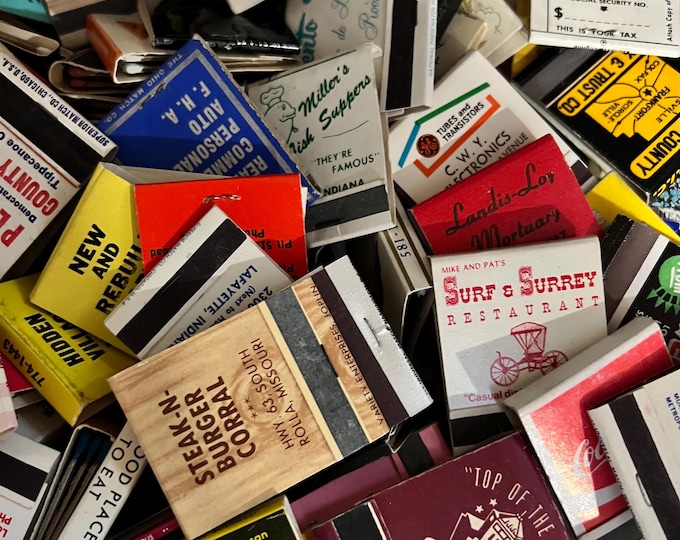 Vintage MATCHBOOKS - lots of 5, 10, 20 match books hotels bars casinos restaurants souvenirs 40s 50s 60s 70s 80s 90s advertising assortment