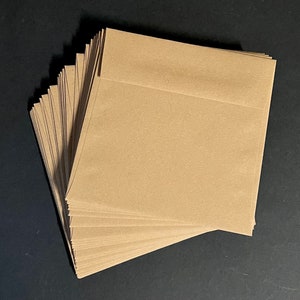 Enveloppes kraft carrées - 5,5 po., rabats droits avec revêtement gommé, papeterie, faire-part de mariage, plume, faire-part, écriture, fournitures artistiques, kraft brun