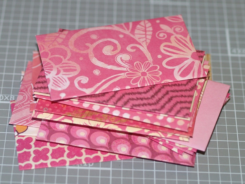 Perfectly Pink ... 20 Mini Envelopes Business Card Size Tiny Small Assortment Gift Enclosures Thank You Notes Wedding Guest Book Alternative image 2