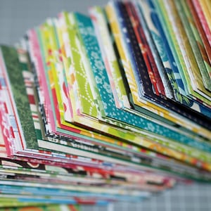 Mini enveloppes - Taille carte de visite 2,25 x 3,75 po. Assortiment Notes de remerciement Mariage Livre d'or Cartes-cadeaux Petite papeterie Mélange coloré