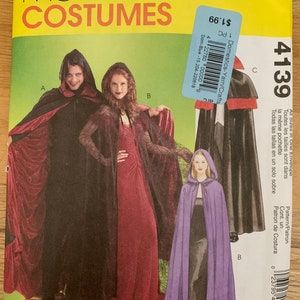 Uncut McCall’s 4139 Men's and Misses’ Cape • size s-m-l