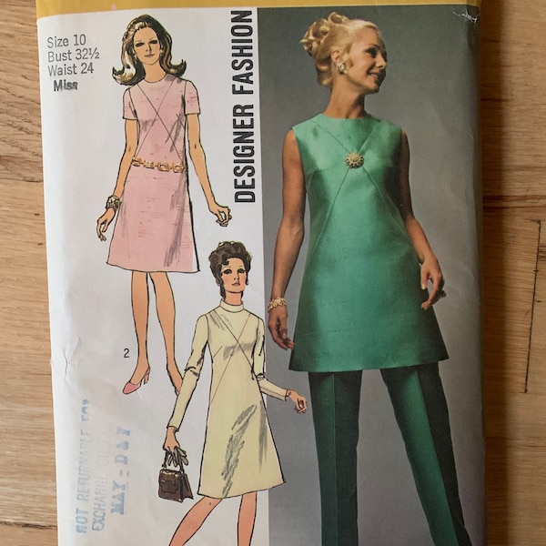 Uncut 60s era vintage Simplicity 9062 Dress, Tunic and Pants  - size 10