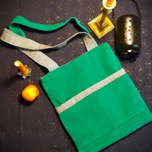 Sac fourre-tout/porte-monnaie fait main avec des matériaux de récupération/récupérés