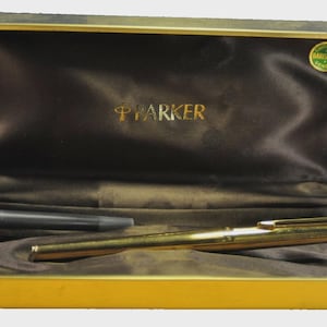 PARKER 180™ Imperial® 14K guld X/M Vändbar spets Tillverkad i USA ca 1981 Reservoarpenna med originalfodral