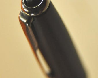 Pióro wieczne Parker Sonnet Made in France z 2007 r. z matową czarną i CT stalówką „M” w nowym neutralnym pudełku