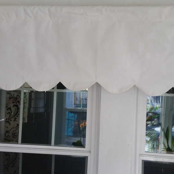 COTTON VALANCE Lined scallop valance solid white, minimalististic,