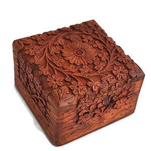 Artisan-Crafted Wooden Jewellery Storage Box, Handmade Wooden Jewelry Box – Carved Keepsake Organizer with Vintage Charm