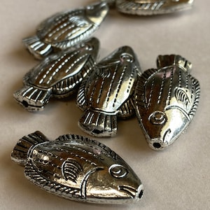 FISH Beads, Fish Pendant, 18 x 33mm, Light enough for earrings or wire for pendant, Silver Metal Fish, Beach Themed Jewelry, Ships fast