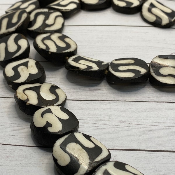 African Bone Beads, Flat Circle Bone Beads from Ghana, Batik Bone Beads from Africa, Wax Resist Bone Beads