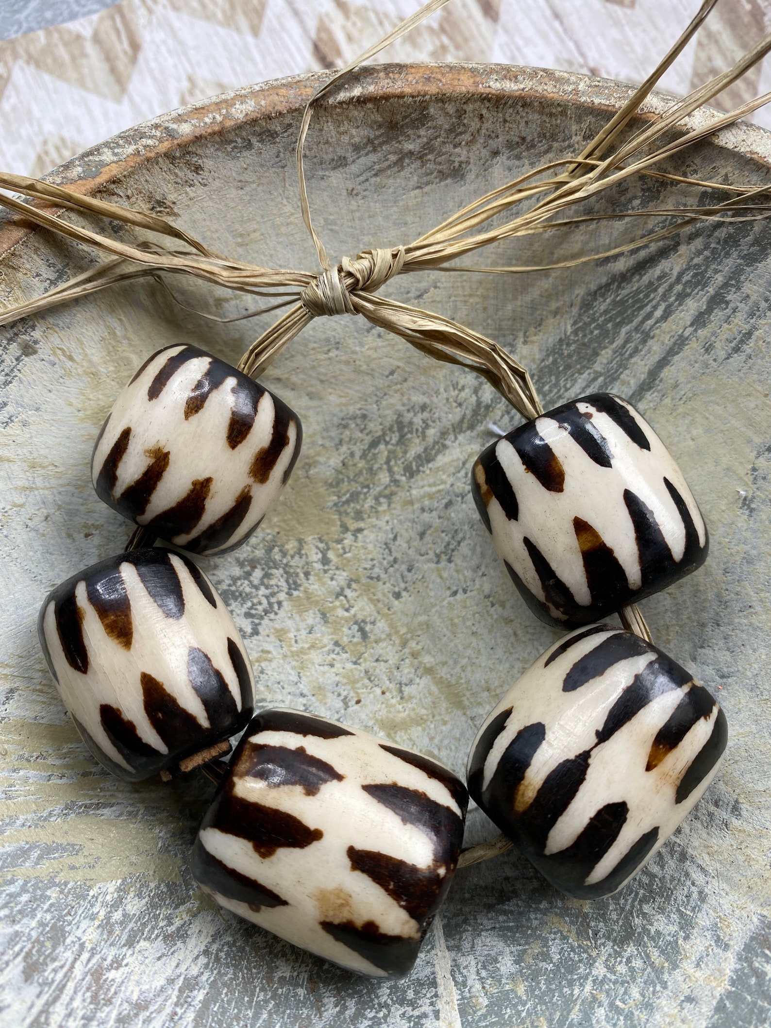 Large African Batik Bone Beads offering 3 or 5 of these 25mm | Etsy