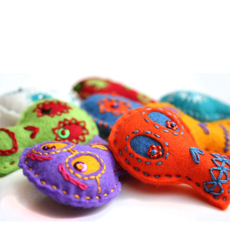 Day of the Dead Sugar Skull Garland Mexican folk art hand embroidered felt Halloween decorations