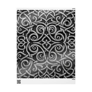 Elegancki czarno-biały papier do pakowania, papier do pakowania prezentów, papier dekoracyjny, opakowania świąteczne, artystyczne opakowania prezentów, artykuły upominkowe w stylu boho chic