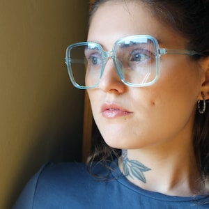 80 outlet tinted glasses