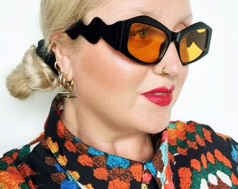 Ziggy 90's retro oversized yellow / orange black wavy sunglasses