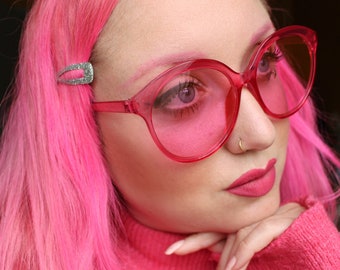 REDUCED 10% OFF - Wanda 70's 80's Retro oversized pink tinted lenses round cat eye sunglasses