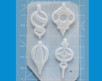 Retro/Vintage style Detailed Christmas Ornaments  Handmade  Plastic Resin Mold