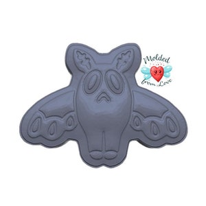 Mysterious Mothman Handmade Plastic mold/Bathbomb/Bathbomb mold/Bath bomb mold/Soap mold/Clay mold/Wax Mold/Plaster Mold/Chocolate Mold