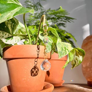 Boho Brass Sun Catcher for Plants, Crystal Light Prism for Indoor Pots, Hanging Plant Decor, Garden Gift for Plant Lovers, Boho Sun Catcher