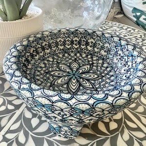 Hand-Painted Talavera Molcajete Bowl: Mexican Folk Art Decor