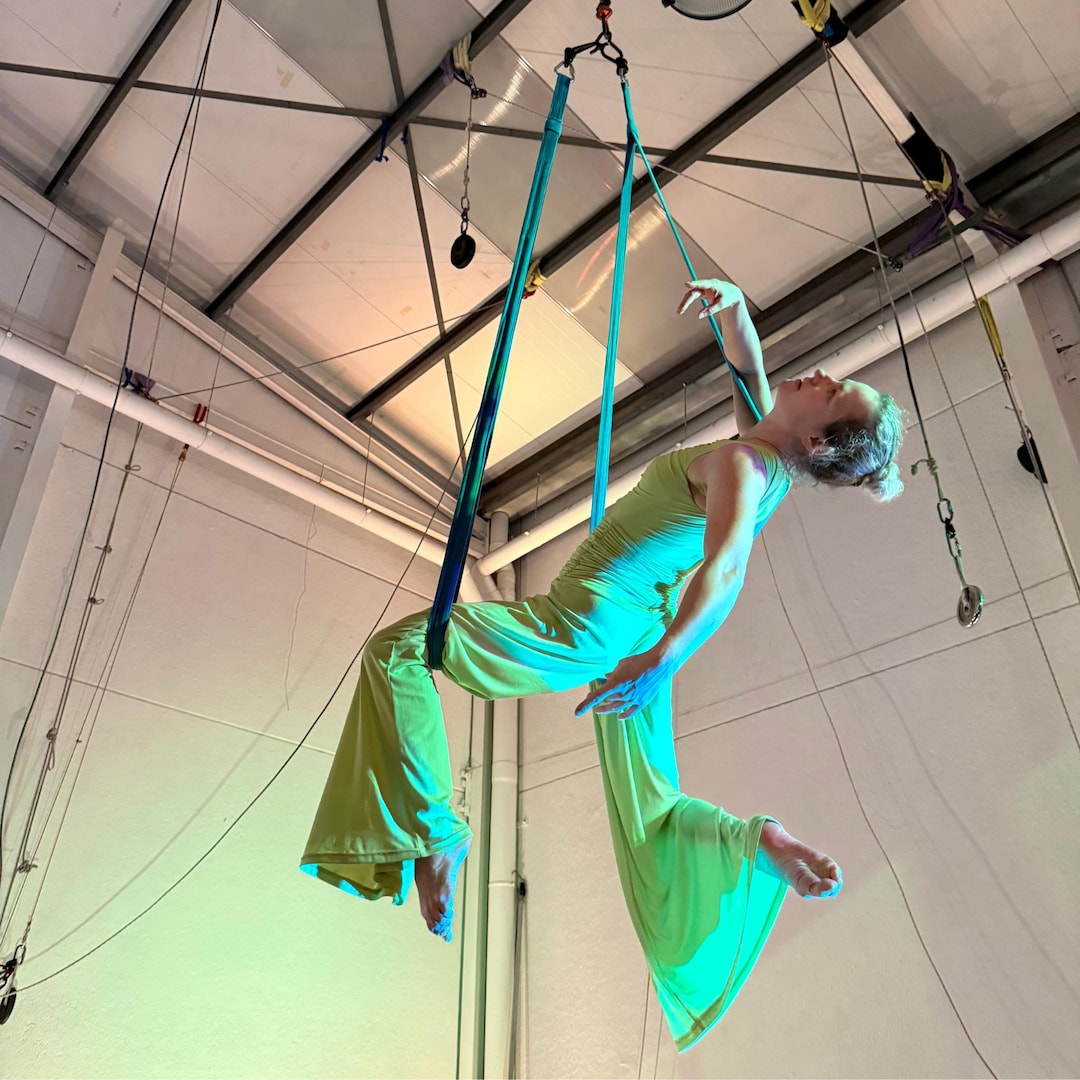 Velvet Aerial Loops With Wrist Lockers and Carabiners for Dance - Etsy