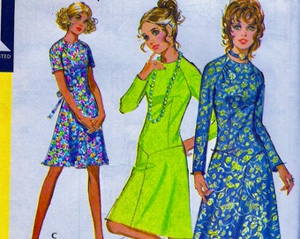 UNCUT Vintage jaren 1970 McCall's Pattern 2652 - LOVELY Long Torso Dress in 3 Stijlen / Grootte: 12, buste 34 / Maat 14, buste 36 / Maat 16, buste 38