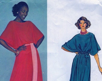 Sale PATOU  Designer  UNCUT Vogue Pattern 1344 /  GLAMOROUS Misses' Evening Length Loungewear  * Size 8  or Size 10