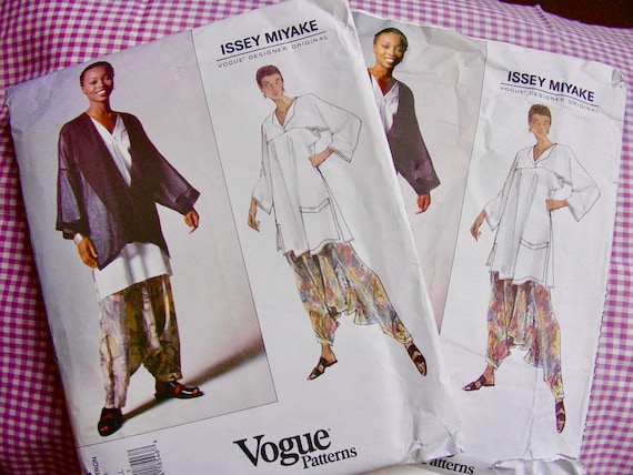 Vogue 1328 UNCUT * ISSEY MIYAKE Designer Vogue Pattern