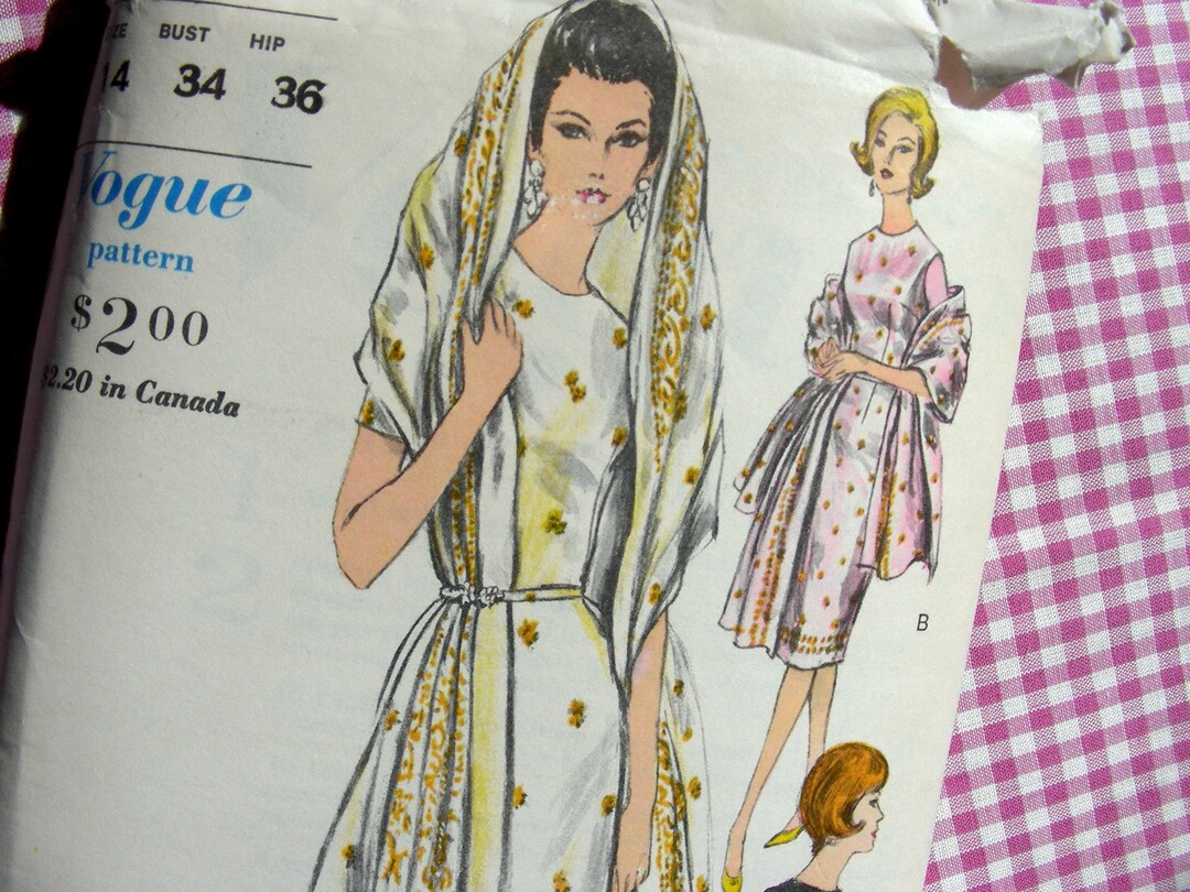 RARE UNCUT * Vogue Special Design Pattern 5695 // ELEGANT One Piece ...