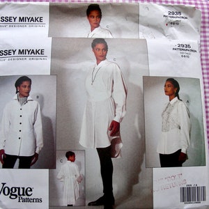 Patron De Couture Vogue 2978 Issey Miyake - Manteau Réversible (uncut) - Années 90