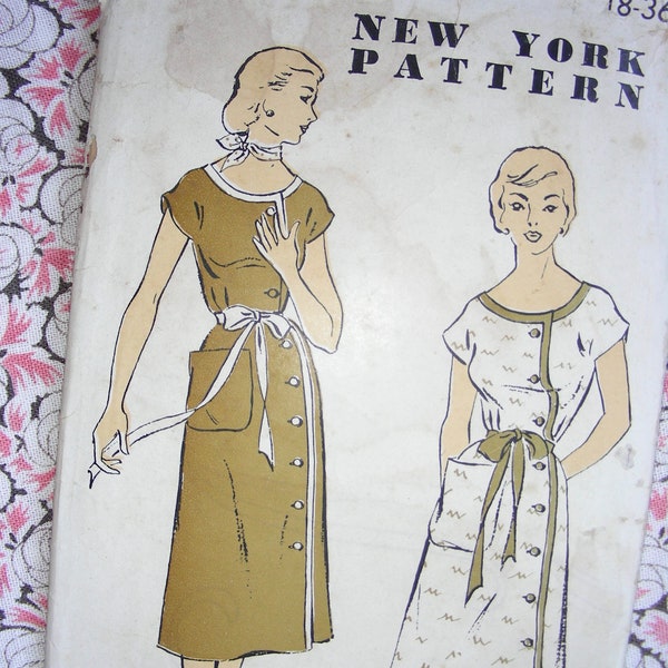 UNCUT Vintage 1930's NEW YORK  Pattern 1018 - Fabulous Misses' Diagonal Side Closing Dress * Size 18 * Bust 36