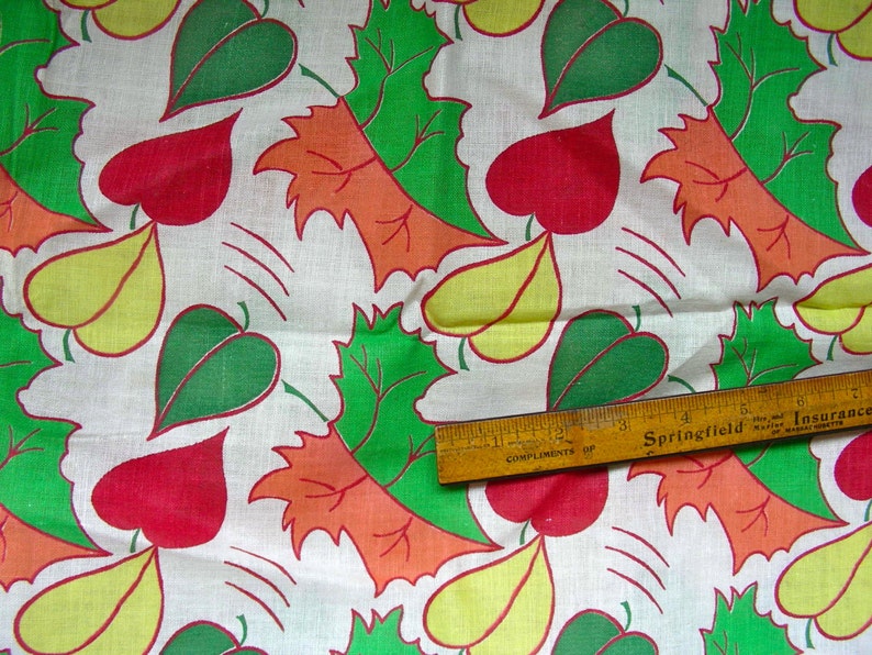 3 Available Vintage Feedsack Novelty Fabric YELLOW /& GREEN Leaves on a White background 39 x 42 Three