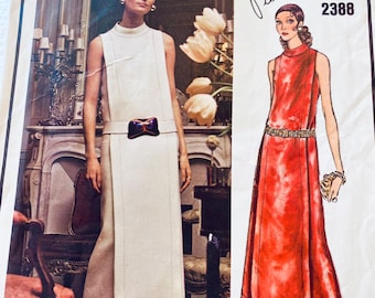Origineel naaipatroon uit de jaren 70 van Vogue 1318 Parijs - Dramatische cocktail-avondjurk van ontwerper Pierre Cardin, maat 12 * Borst 32, ongeknipt.