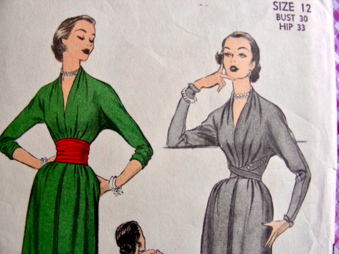 1950's Advance Deep V Back Dress Pattern with Floating Panel back Skirt - Bust 31