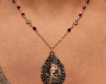 Collar con cita de Romeo y Julieta