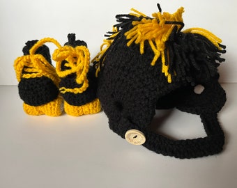 Mohawk Derby Helmet, Iowa Hawkeyes, with Skates, Black and Yellow