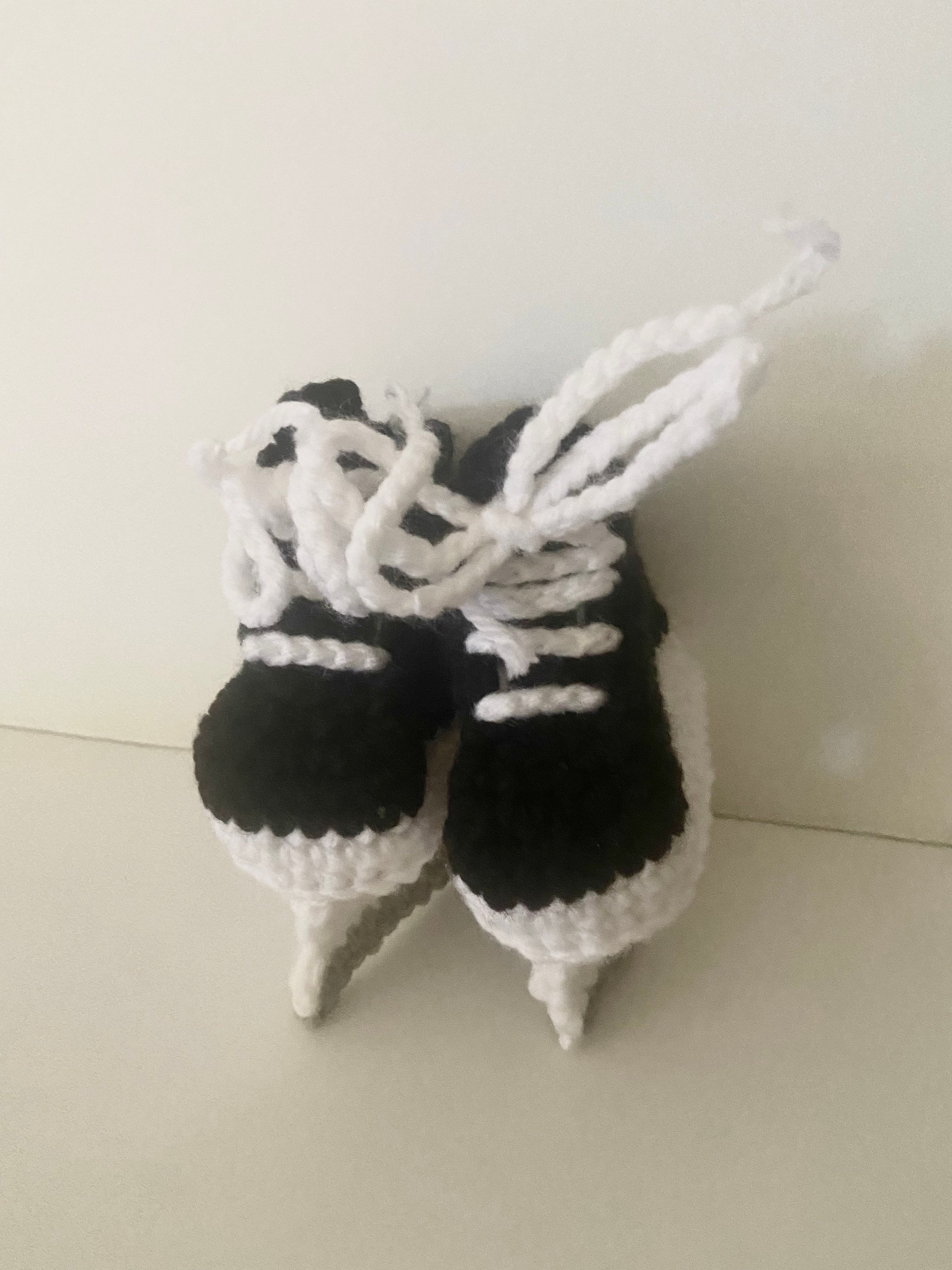 Knitted hockey skate booties hotsell