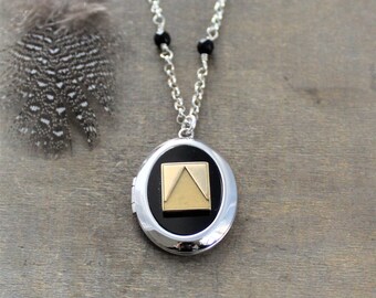 Sterling Silver Locket Necklace, Large Silver Locket, Modern Locket, Black Pendant, Silver Picture Locket, Push Present for Mom, Oval Locket
